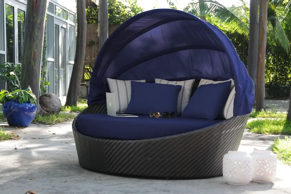 Riviera Daybed